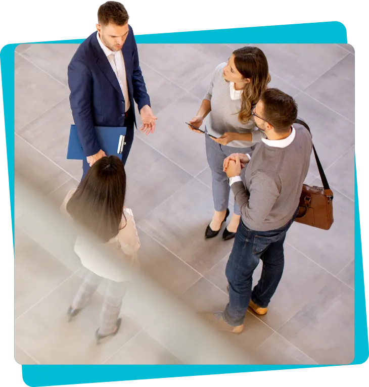 Talent Trends 2026 Demnächst verfügbar: Bild mit einer Gruppe von Menschen in professioneller Kleidung versammelt