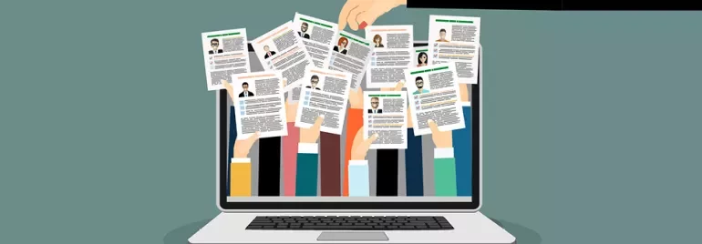 Illustration eines Laptops mit ausgestreckten Händen, die Lebensläufe halten.