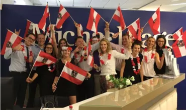Team Austria zeigt Flagge